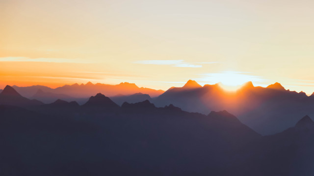 Sunset mountain range plane clouds #3 free wallpaper - medium preview image