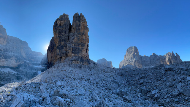 Mountain range snow rocks sky free wallpaper - medium preview image