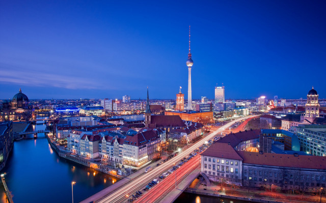 Berlin secession bridge river cityscape free wallpaper - medium preview image