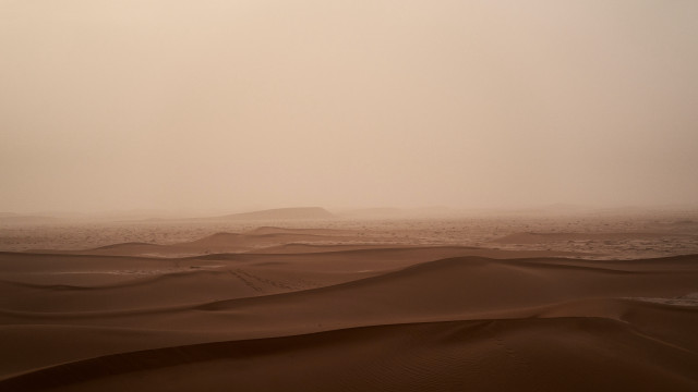 Desert sanddunes hills foggy sunset free wallpaper - medium preview image