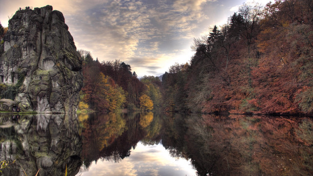 Lake forest cliff cloudy sunset free wallpaper - medium preview image