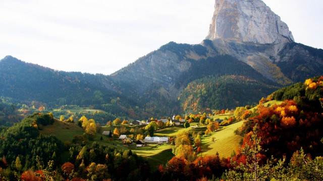 Mountain village forest autumn flame free wallpaper - medium preview image