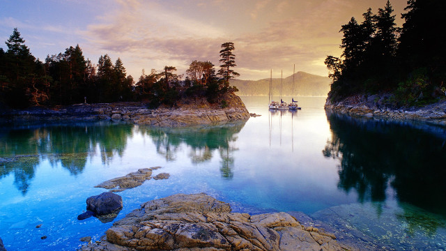 Lake boat mountain trees sunset free wallpaper - medium preview image