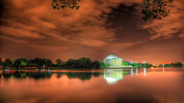 Ocean reflections cityscape night clouds free wallpaper - medium preview image