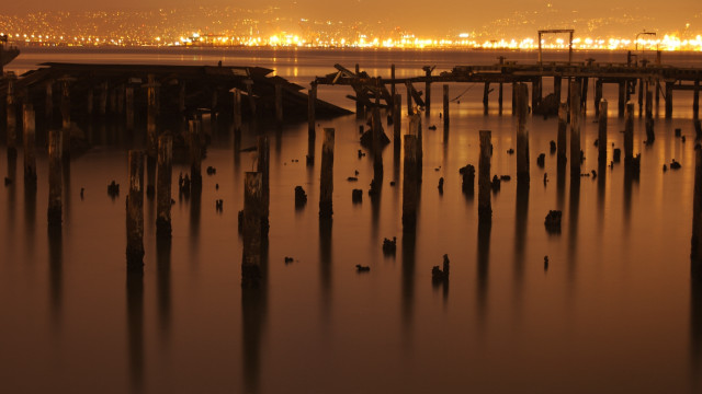 Water poles city sunset twilight free wallpaper - medium preview image