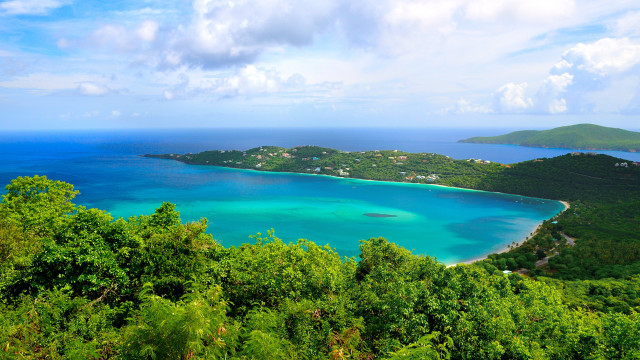 Tropical island lagoon beach sky free wallpaper - medium preview image