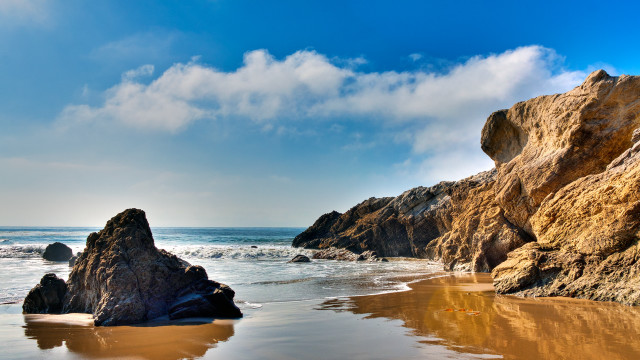 Rocky beach water rock formation free wallpaper - medium preview image