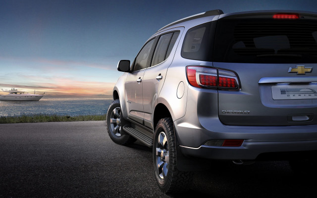 Silver chevrolet suv ocean sunset free wallpaper - medium preview image