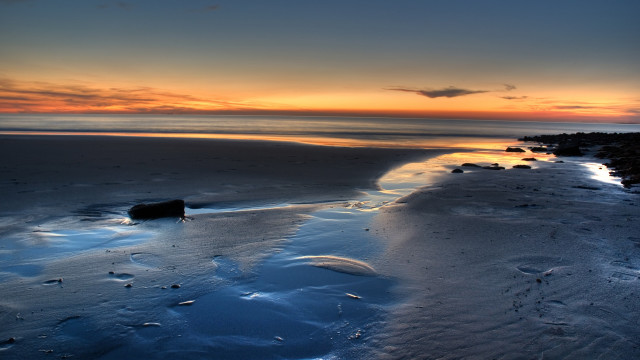 Beach sunset water clouds matte free wallpaper - medium preview image