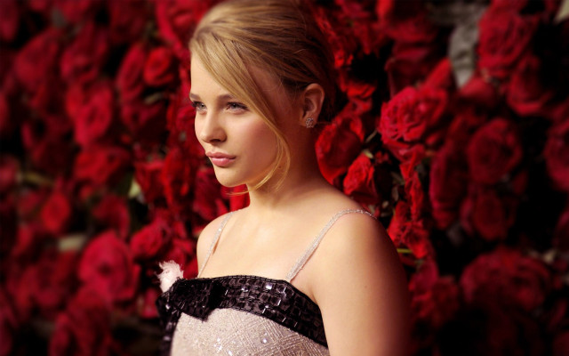 Woman dress roses flower hair free wallpaper - medium preview image