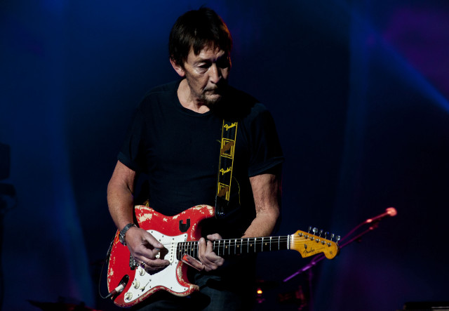 Cliff childs red white guitar free wallpaper - medium preview image