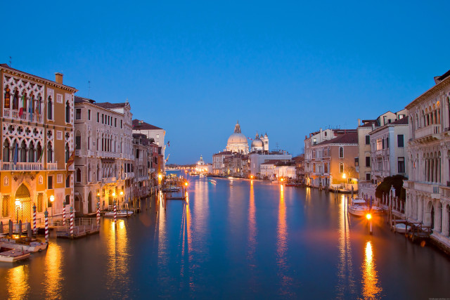 Venice canal night buildings lights free wallpaper - medium preview image