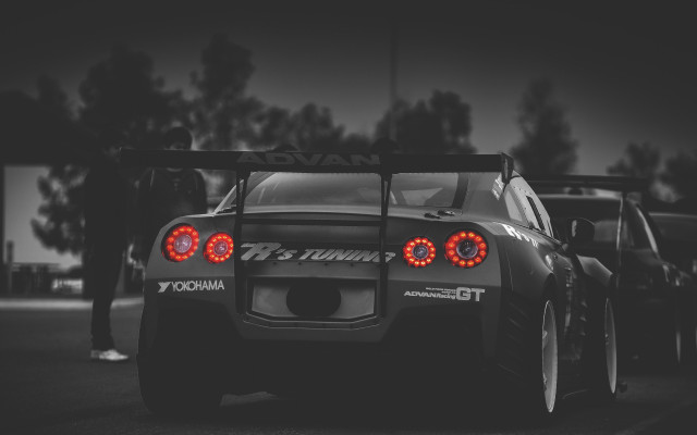 Black white car red lights free wallpaper - medium preview image