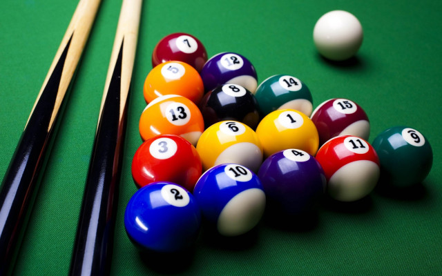 Pool table cues balls green free wallpaper - medium preview image