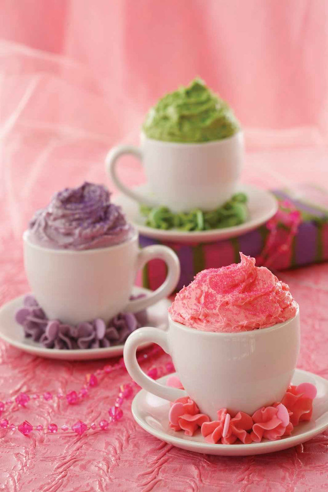 Three cups pink green decorations free wallpaper - medium preview image