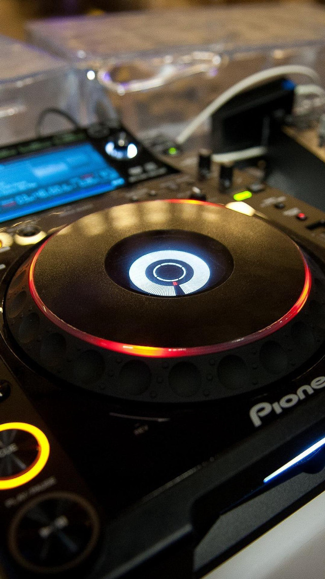 Dj player remote control closeup free wallpaper - medium preview image