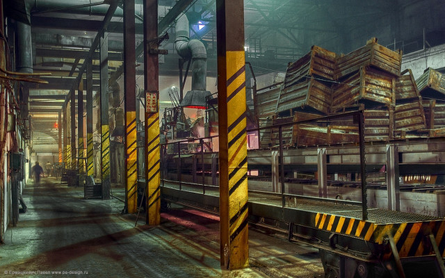 Train station man walking boxes free wallpaper - medium preview image