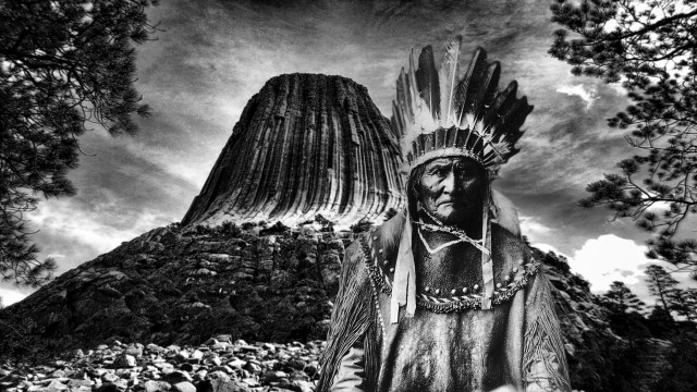 Native american statue mountain sky free wallpaper - medium preview image