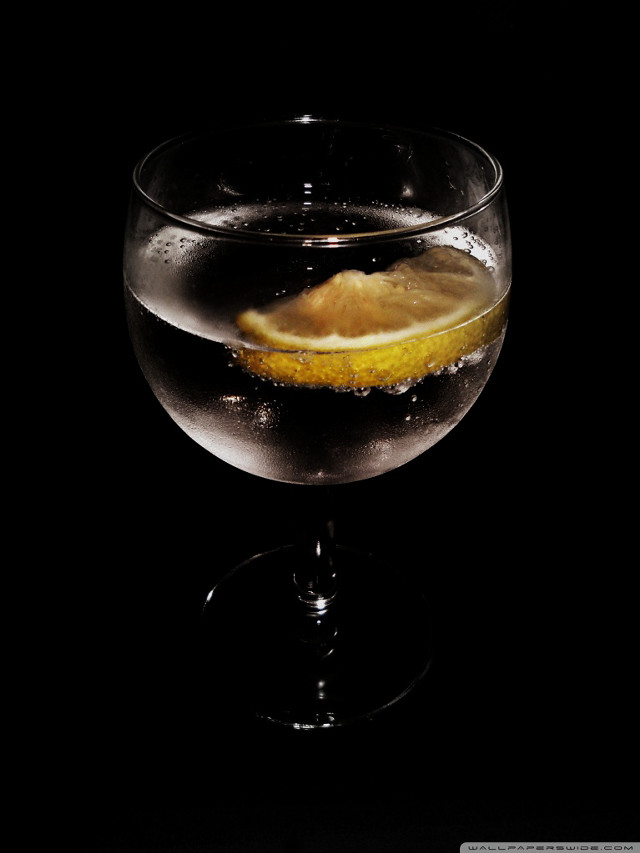 Glass water lemon slice black free wallpaper - medium preview image