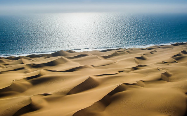 Ocean desert sand dune sun free wallpaper for desktop - medium preview image
