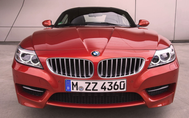 Red car parking lot mz free wallpaper - medium preview image