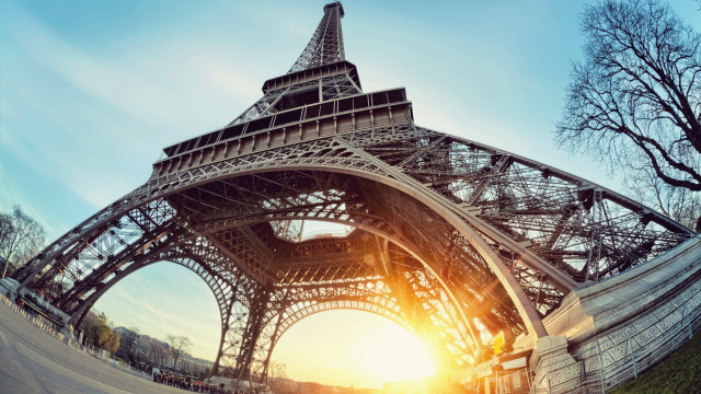 Sunset eiffel tower paris sky free wallpaper - medium preview image