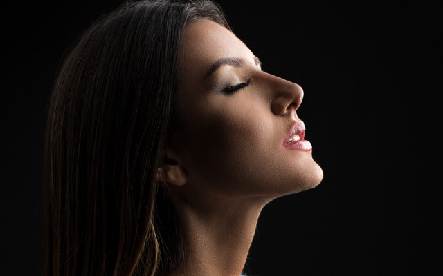 Woman closed eyes open mouth free wallpaper - medium preview image