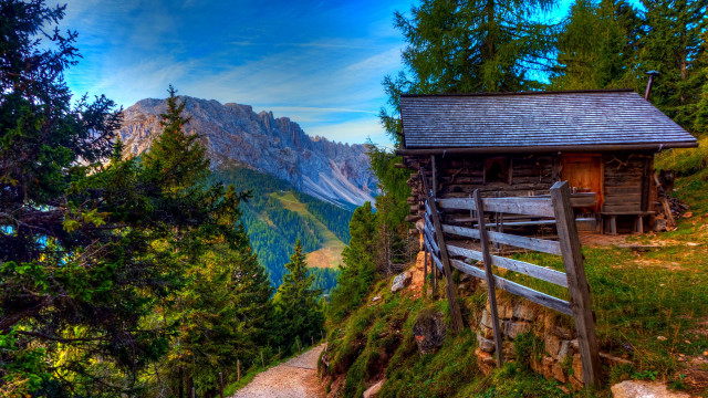 Mountain cabin autumn landscape forest free wallpaper - medium preview image