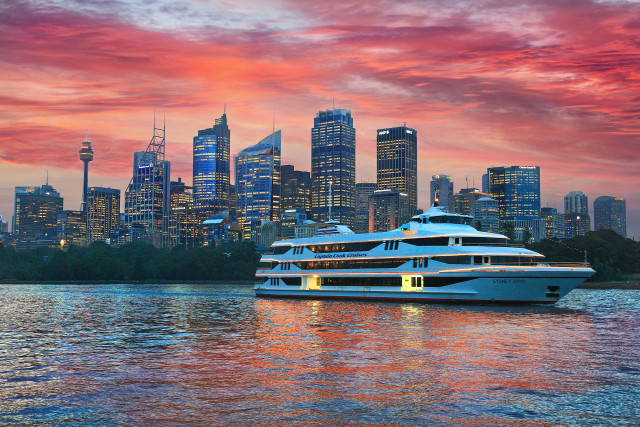 Large boat lake sunset city free wallpaper - medium preview image