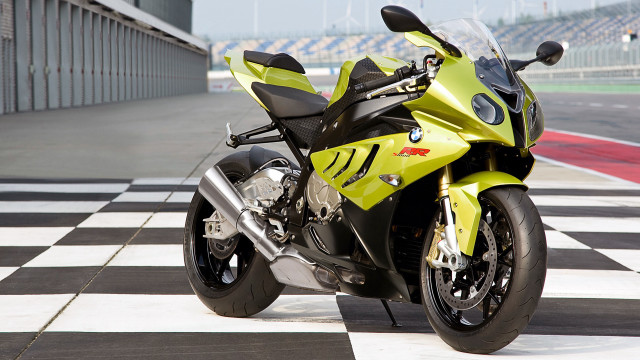 Yellow motorcycle checkered floor dream free wallpaper - medium preview image
