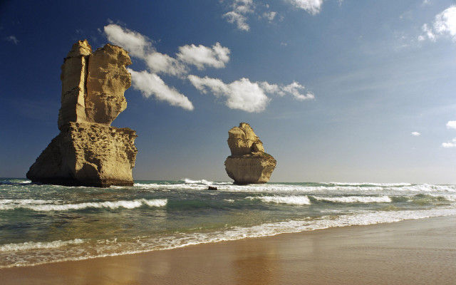 Beach rocks wave blue sky free wallpaper - medium preview image