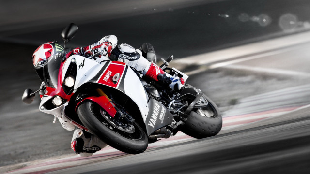 Motorcycle rider panfuturism jigsaw motionblur free wallpaper - medium preview image