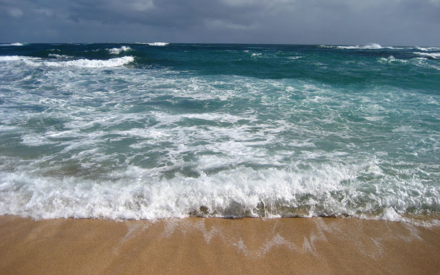 Wave beach cloudy sky ocean free wallpaper - medium preview image