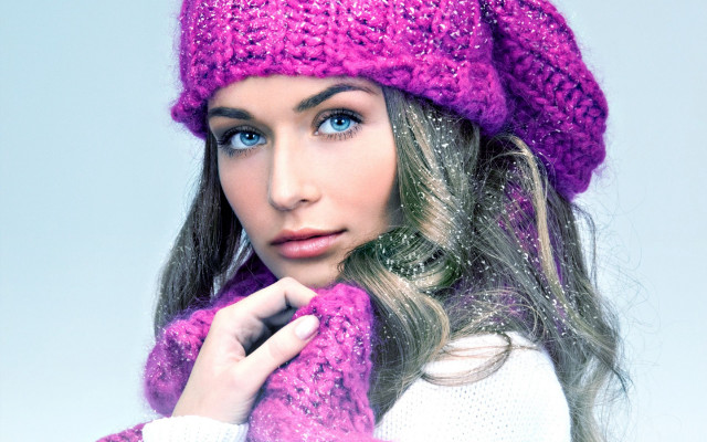 Eszter mattioni purple hat scarf free wallpaper - medium preview image