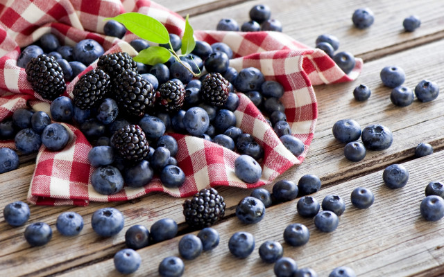 Berries wooden table cloth leaf free wallpaper - medium preview image