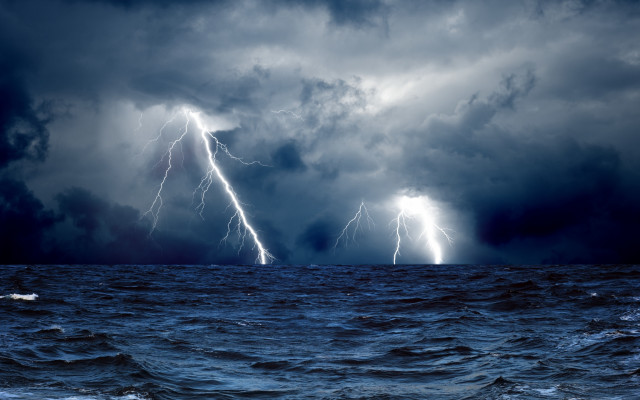 Storm ocean lightning boat night free wallpaper - medium preview image