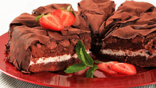 Chocolate cake slice strawberry red free wallpaper - medium preview image
