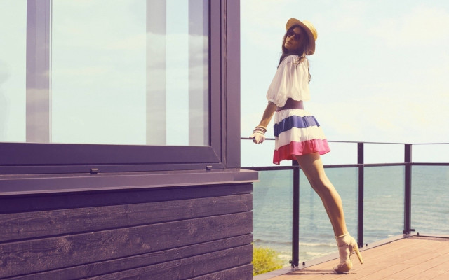 Woman hat dress ocean deck free wallpaper - medium preview image