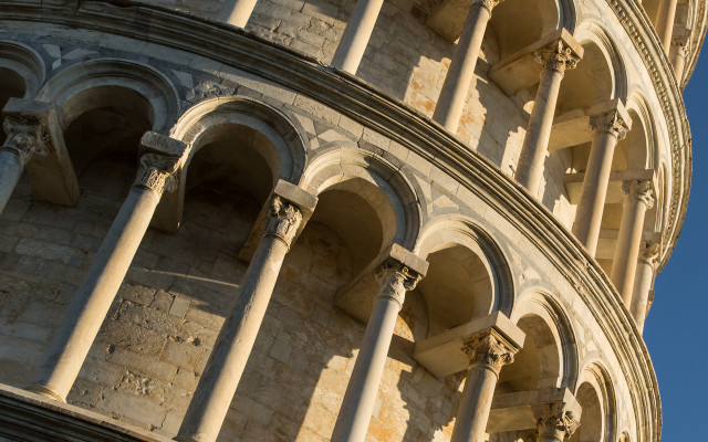 Tower clock roman tilt shift free wallpaper - medium preview image