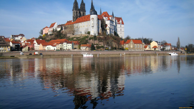 Castle reflection heidelberg bridge city free wallpaper - medium preview image