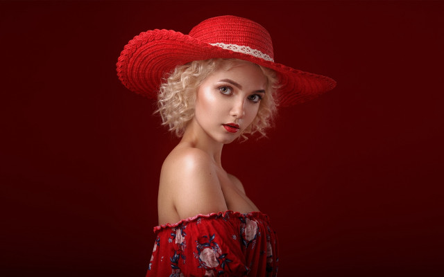 Red hat blonde portrait art free wallpaper - medium preview image