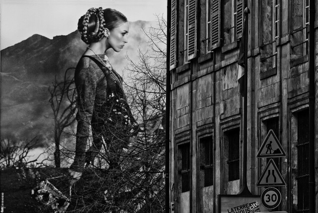 Woman building snow tree ink free wallpaper - medium preview image