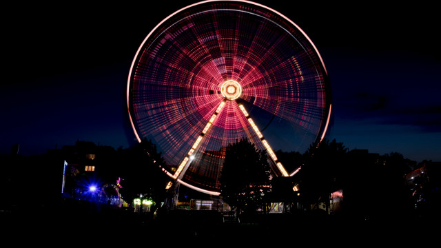 Ferris wheel night cityscape reflection #2 free wallpaper - medium preview image