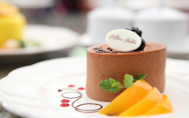 Chocolate dessert fruit plate name free wallpaper - medium preview image