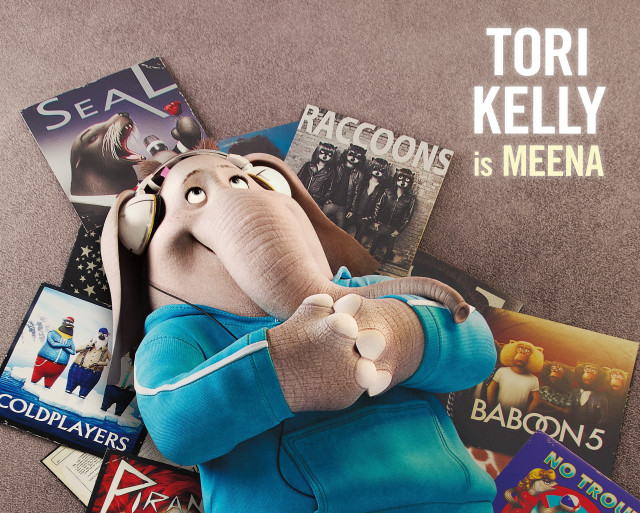 Stuffed elephant movie magazine room free wallpaper - medium preview image