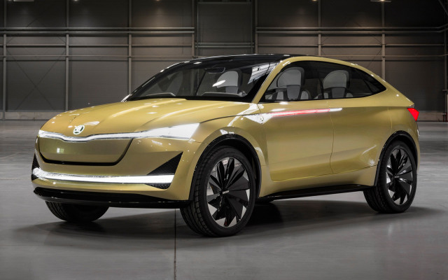Yellow car garage black rim free wallpaper - medium preview image