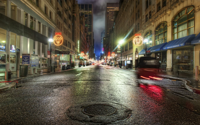 City street night rain bus free wallpaper - medium preview image