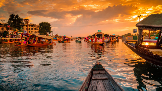 Boats river sunset cloudy sky free wallpaper - medium preview image