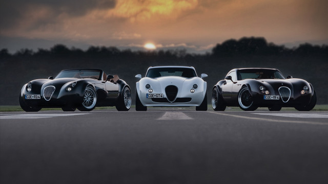 Three cars sunset dark cloud free wallpaper - medium preview image