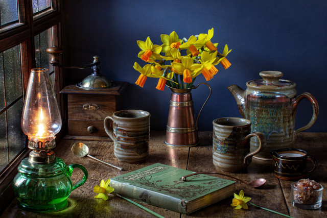 Arts and crafts still life free wallpaper - medium preview image
